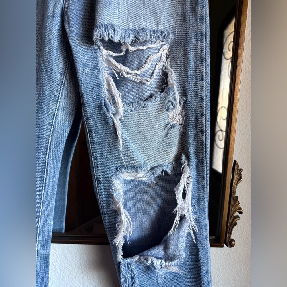Kancan Ripped Jeans - Picture 3 of 7